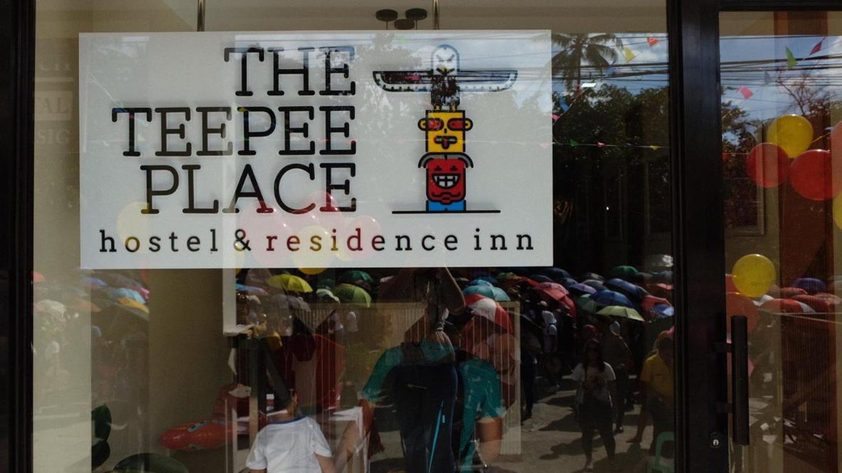 The Teepee Place Hostel And Residence Inn Cebu Stadt Exterior foto